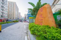 Zhongxinlong Boutique Apartment Hotel (Shenzhen North Railway Station)