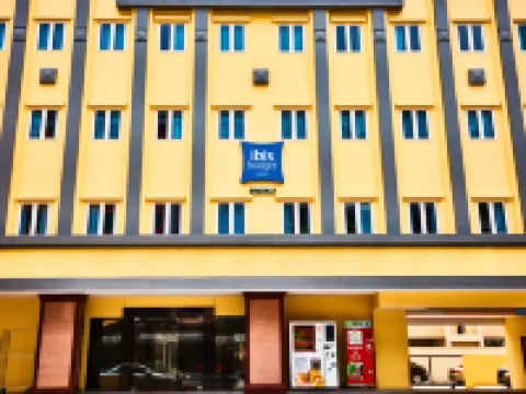ibis budget Singapore Emerald Các khách sạn gần Sân Bay Seletar