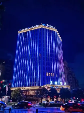 Grand View Pearl Hotel