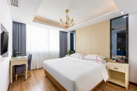 Aifeng Hotel (Yiwu Gongren North Road) Отели рядом с достопримечательностью «Xiaozici Park»