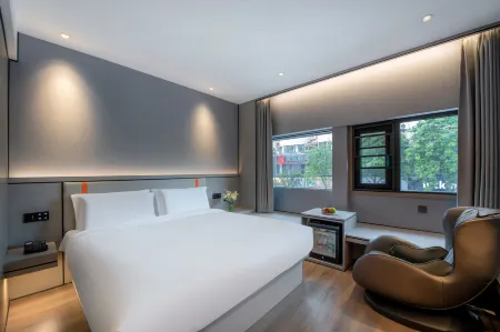 Yiwang Hotel (Wenzhou Wuma Street) Отели рядом с достопримечательностью «Jiangxin Islet»