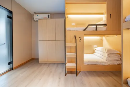 Aichao Fashion Hotel