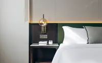 CEO·Minglan Xishi Cultural Hotel Hotels near Zhuji Gymnasium