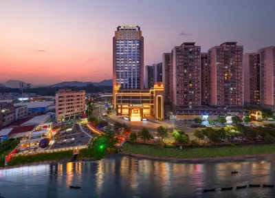 Vienna International Hotel (Jiangmen Kaiping Branch) Hotels in der Nähe von Tan Zongxun Father and Son & Husband and Wife Gymnasium