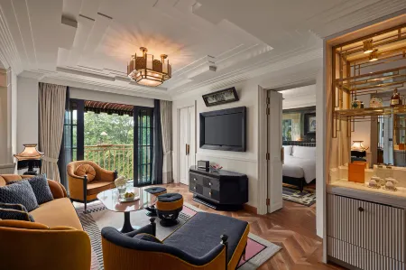 Capella Hanoi Отели рядом с достопримечательностью «Hanoi Train Street»