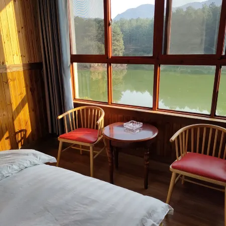 Zhuluan Ecological Park B&B