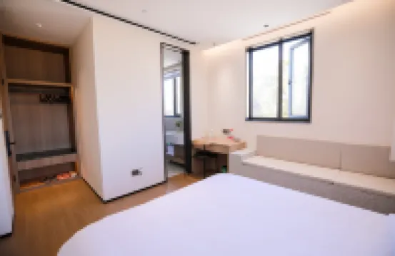 落日歸山海民宿