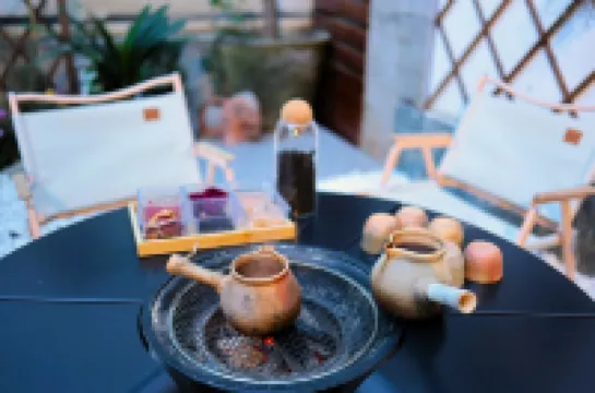 Bingka Xiaozhan Light Luxury Homestay (Dali Ancient City Branch)