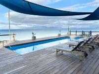 Serenity Island Resort - Pools