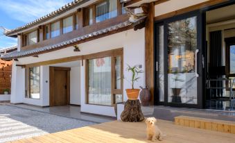 Shuiyuejinghua Homestay (Lijiang Sanyi International Airport)