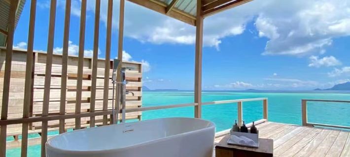 Sisipan Island Water Resort Hotele w: Dystrykt Semporna