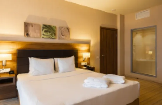 Elements Hotel Kirov - Bãi đậu xe