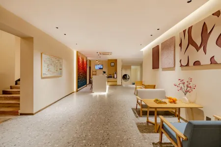 OLD STREET YUN ZHU HOTEL