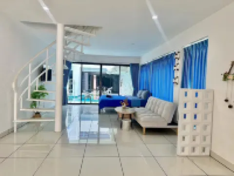 莫娜麗莎天堂泳池飯店