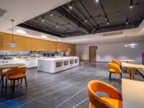 โรงแรมตงชุนหยวน (สาขา ลี่กั๋วจิ้น เลอตง) โรงแรมในเลอตง