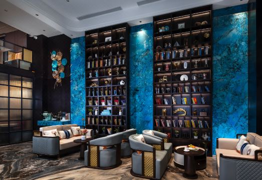 볼턴 인터내셔널 호텔