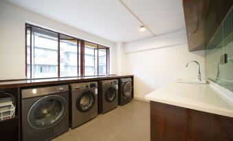 Indigo Hotel (Liuzhou City Wanda Kiln Yi Ancient Town) - Housity
