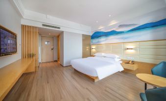 GELI Hotel (Nantong Zhongyang Shangwuqu Tiyu Huizhanzhongxin)