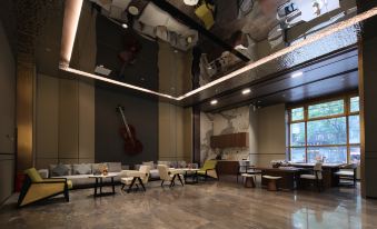 Meiyue Yunjing LOFT Homestay (Wuhan Zhongnan Road Subway Station Branch)
