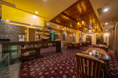 Xintaihe Hotel Отели рядом с достопримечательностью «Chifeng Botanical Garden»