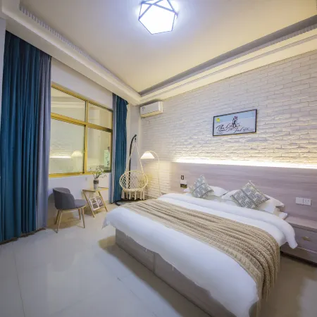 37°2 Hotel