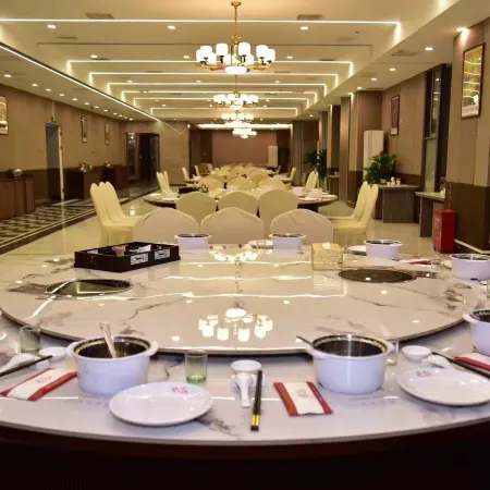 Vienna International Hotel