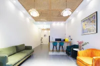 Lingshui Nanwan Impression Cloud Hotel