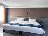 Mediterranean Business Hotel (Economic Development Zone Affiliated Hospital)