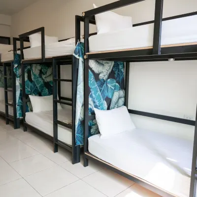 The Way Hostel Các khách sạn gần Đền Donglong