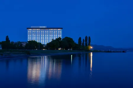 Grand Mercure Lake Biwa Resort & Spa Отели рядом со станцией Станция JR Нагагама