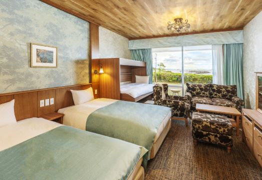 라 비스타의 스파 또는 야외 수영장