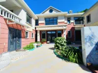 Moye No.1 Homestay Hotels near Petrified Wood National Geopark