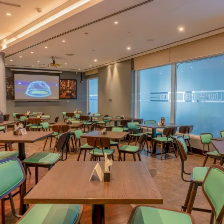 Premier Inn Abu Dhabi Airport (Business Park)