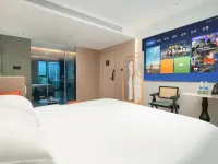Lanwan Hotel (Guangzhou Shamian Island Yongqingfang Branch) Hotels near Fangcun Metro Station