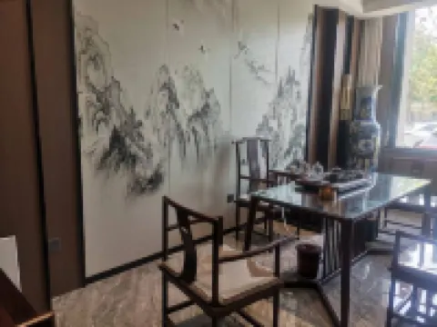 藍鯨輕奢飯店（霸州市政府店）