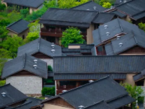 Julong Guniujiang Resort Hotéis em Shitai