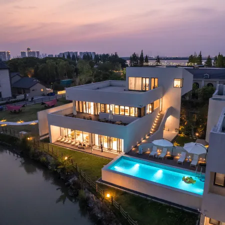 Taicang Jiangwai Resort (Changjiangkou Tourist Resort Area)