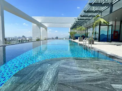 Centre Point Danang Hotel & Residence Hotels in Da Nang Bay