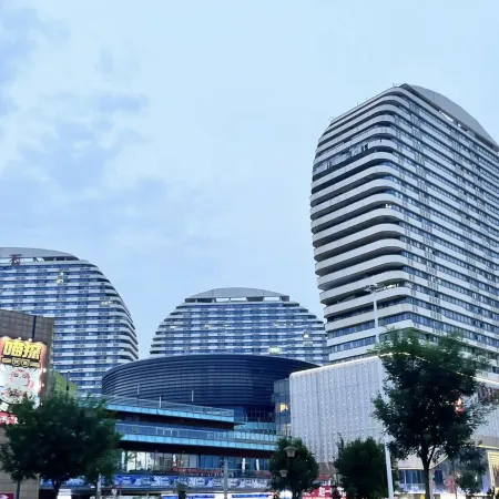 Linyun Cinema Homestay (Weilai Shi Wanda Store)