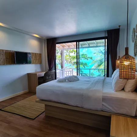 Moonlight Bay Resort Отели рядом с достопримечательностью «Khao Mai Khew Cave»