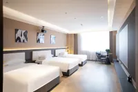 Jingyue Hotel International (Shihezi University North District) - Parking