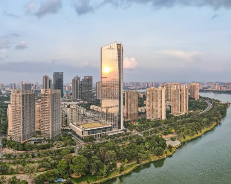 Renaissance Huizhou Hotel Hotels in Huizhou