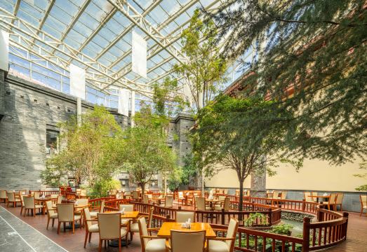 Wyndham Grand Plaza Royale JiuzhaigouHotel Overview