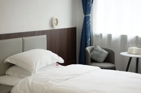 NingYi Hotel Отели рядом с достопримечательностью «Guanyi Hall of Datong»