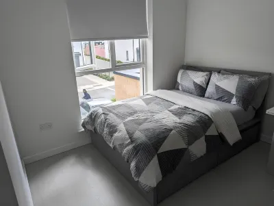 New House, Private Rooms in a Peaceful Neighborhood Các khách sạn ở Lucan