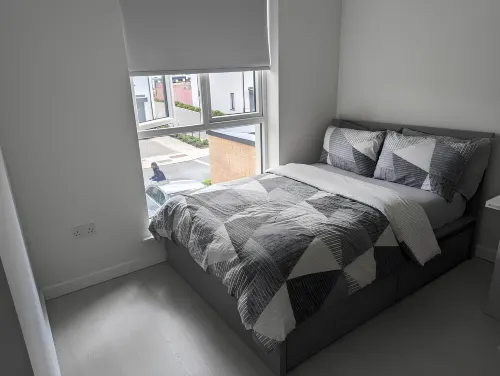 New House, Private Rooms in a Peaceful Neighborhood Hôtels à : Kearneystown Upper