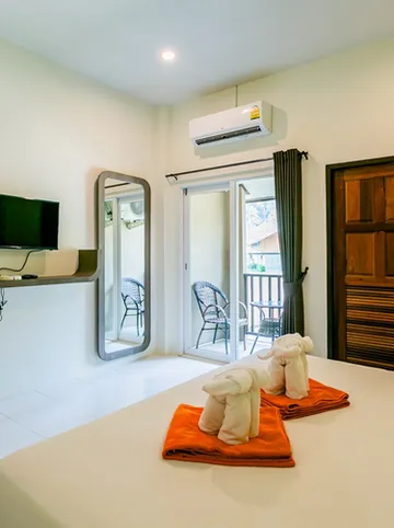 รูปภาพของต้นไทร เบย์ รีสอร์ท