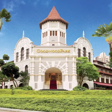 Goodwood Park Hotel Отели рядом с достопримечательностью «Торговый центр The Paragon»