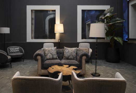 1. NH 바르셀로나..