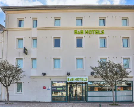B&B Hotel les Sables-d'Olonne Centre Gare Hotels in Vendee